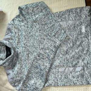 DKNY Heathered Gray Pullover Sweatshirt small